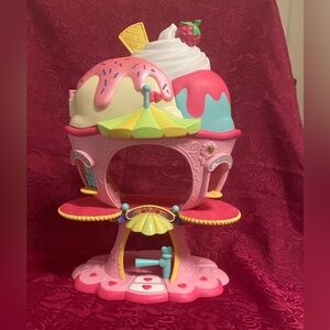 My little pony ponyville